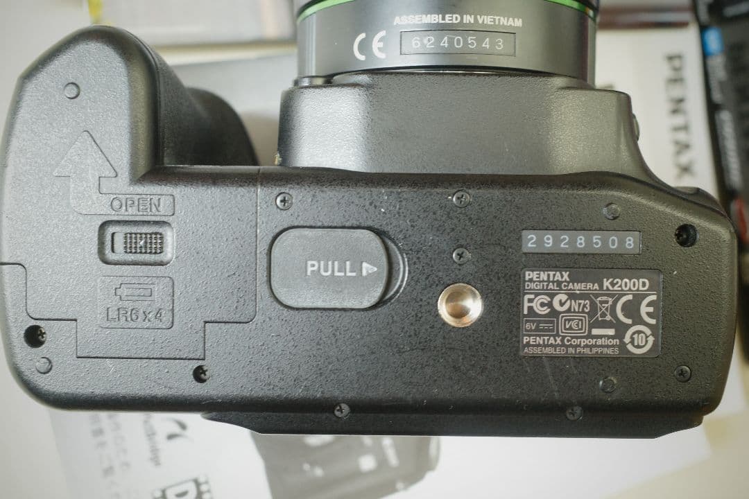 【元箱付美品】PENTAX K200D DA18-55ダブルズームキット 電池付