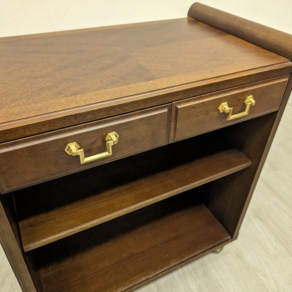 マルニ　地中海　キャスター付きワゴン　キャビネット　ラック　飾り棚　レンジ台