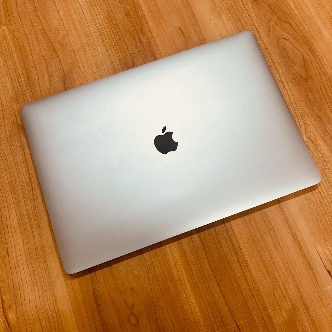 MacBook本体 stsh
