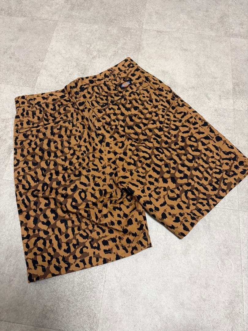 GUILTY PARTIES ヒョウ柄ショートパンツDickesコラボ