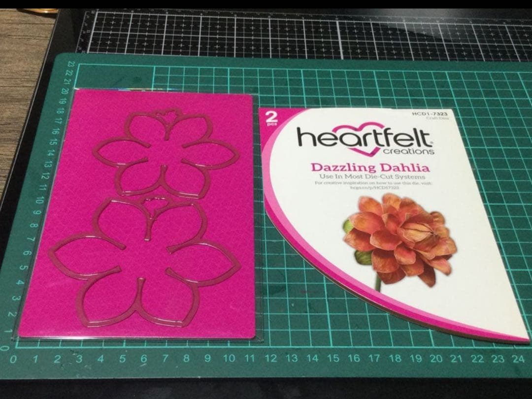 Heartfelt Creations スタンプセット 3点