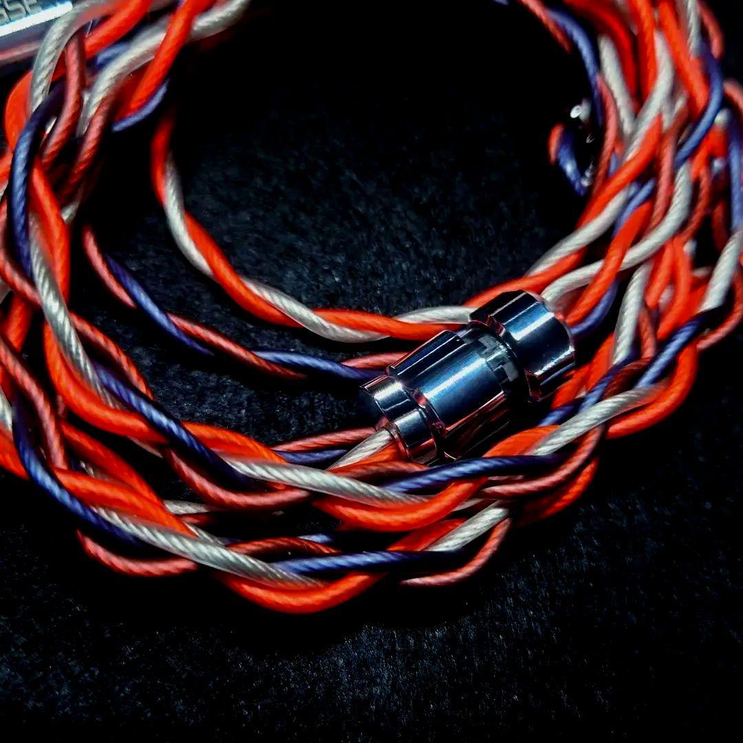 yongse vega 2pin 4.4mm バランス接続　ケーブル