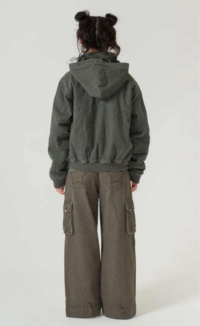 ジップアップフード付き ボンバージャケット TINA：JOJUN新品未使用