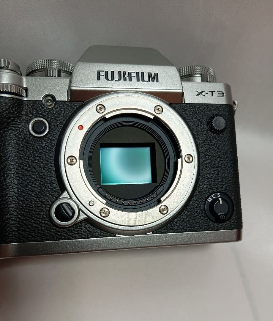 美 品 FUJIFILM X-T3 シルバー 本体 バッテリー2個付き