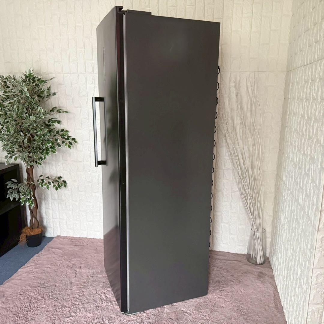 都内23区送料無料❗️アイリスオーヤマIUSN-27A-B 冷凍庫　2023年製✨