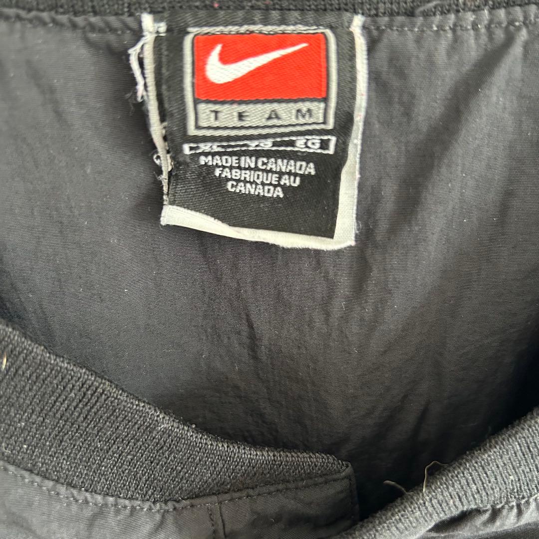 90s カナダ製 NIKE シカゴブルズ ナイロンプルオーバー NBA ブラック