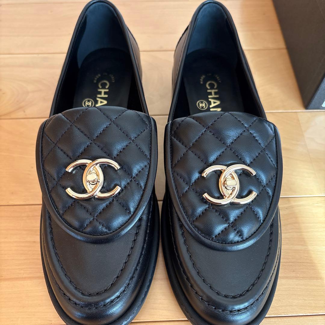 シャネル ココマーク ターンロック ローファー