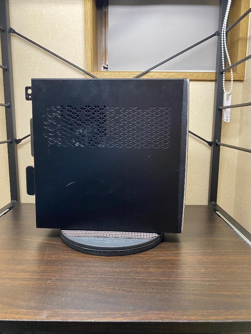 トレードPC 4画面出力対応　i5-8400　16GB　512GB