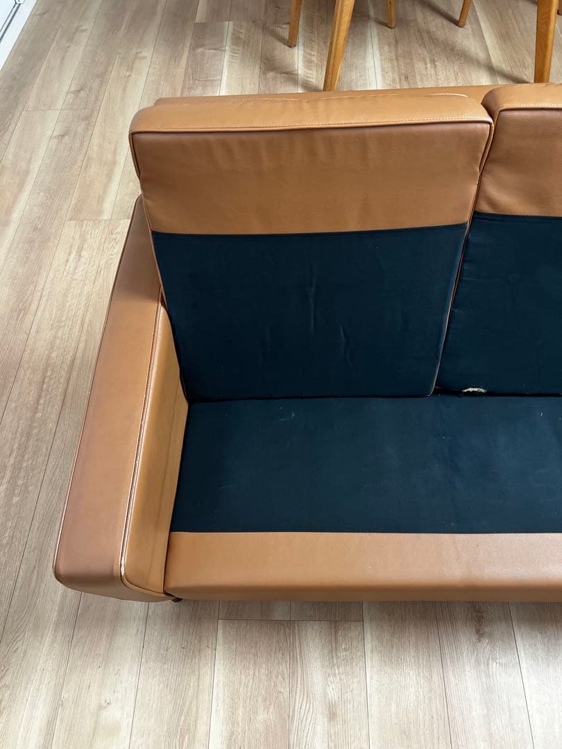 【カリモク60】ロビーチェア　3シーター　キャメル　※希少モデル