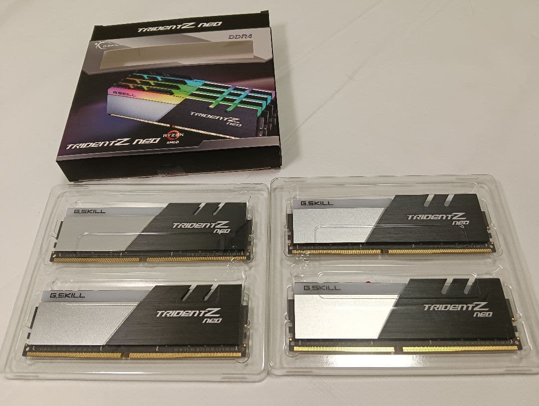 メモリー G.SKILL DDR4 64GB trident z NEO