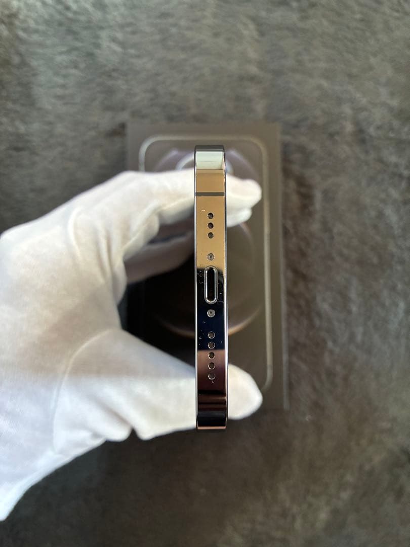 ★極上☆香港版iPhone12Proグラファイト128GB A2408デュアルS