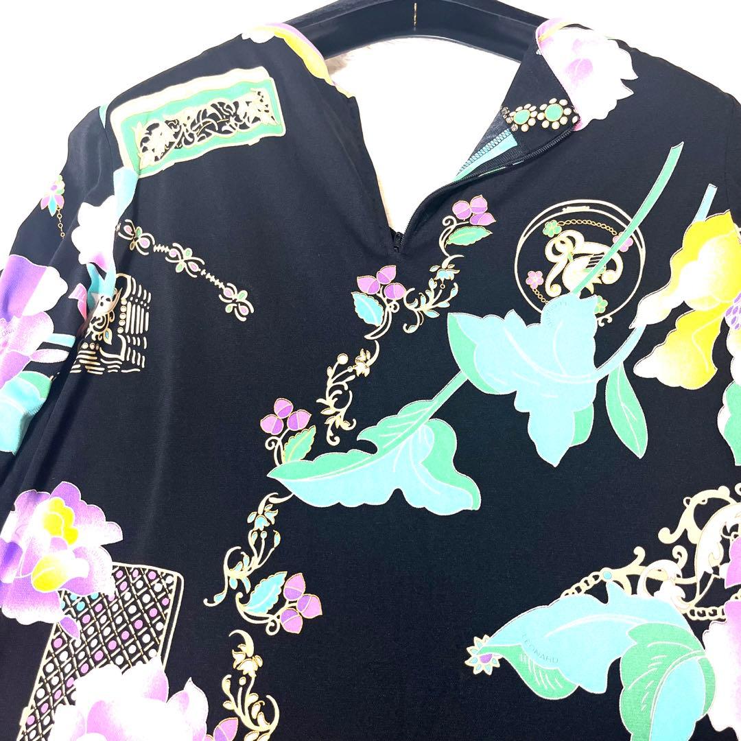 近年　極美品☆レオナールカンカンチュニックワンピース大きいサイズボウタイ花柄