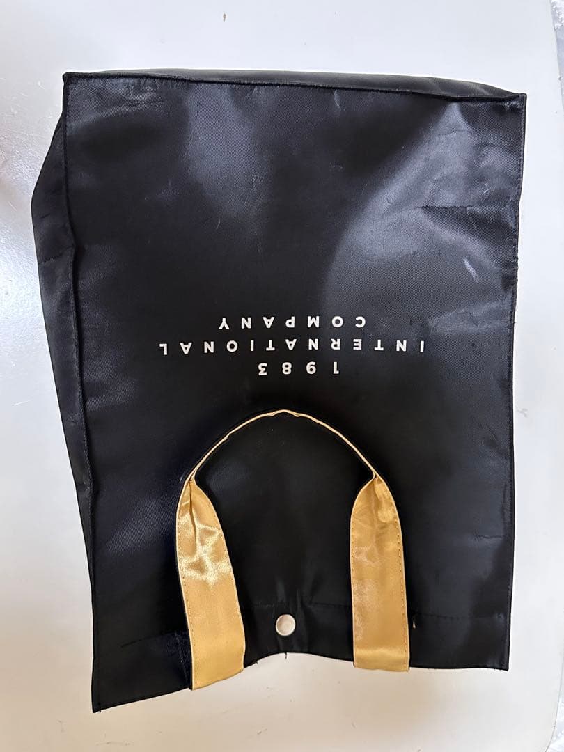 一眼レフキャノン kiss X10 トリプルレンズ、三脚 カメラ初心者におすすめ