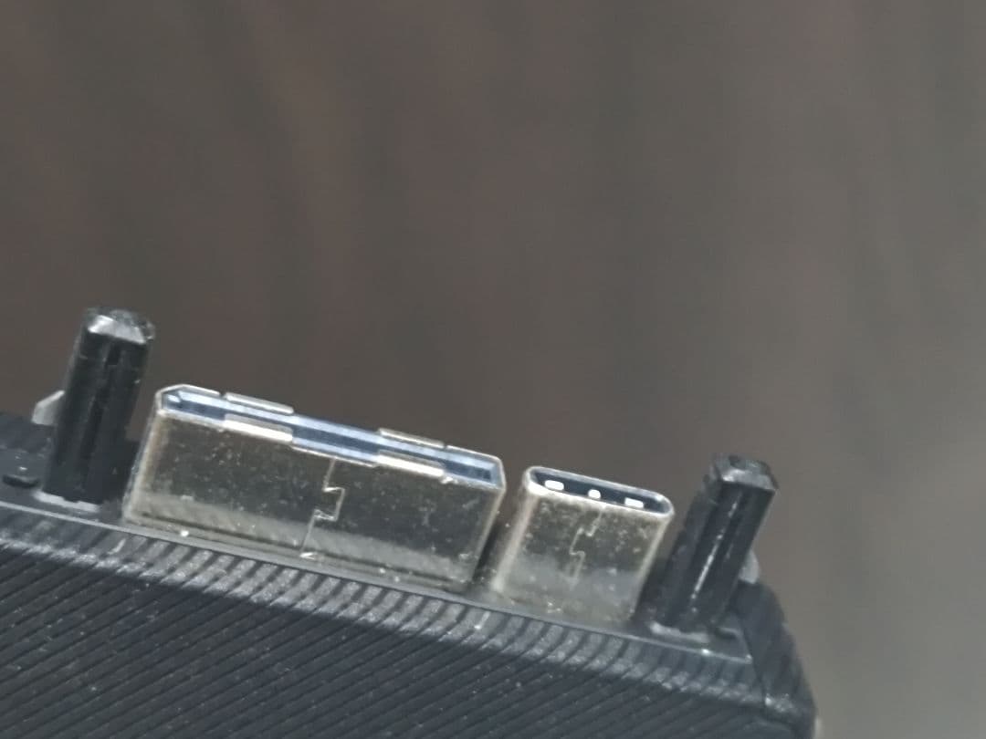 ROG XG Mobile GC31 RTX3080 端子の爪正常 外付けGPU