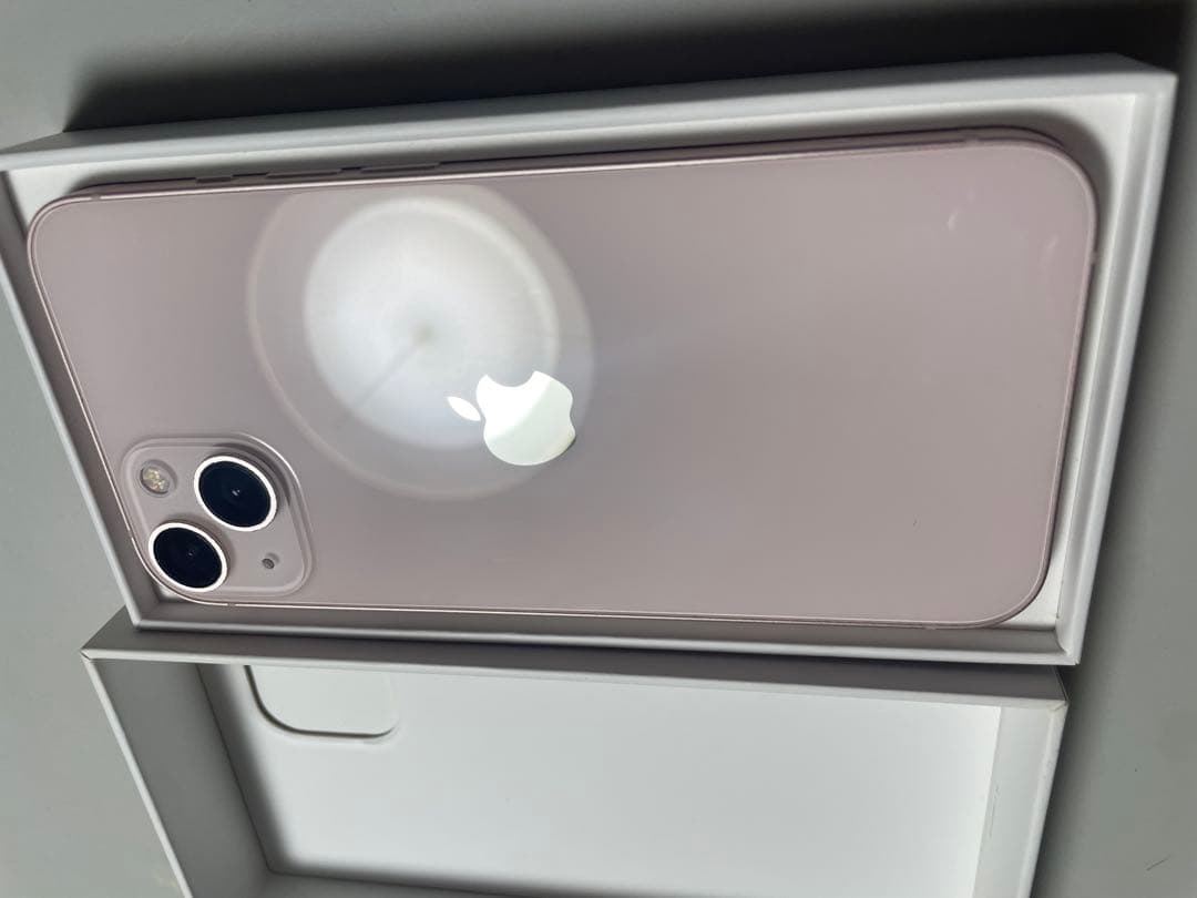 SIMフリーiPhone 13美品 カラー···ピンク 容量···128GB