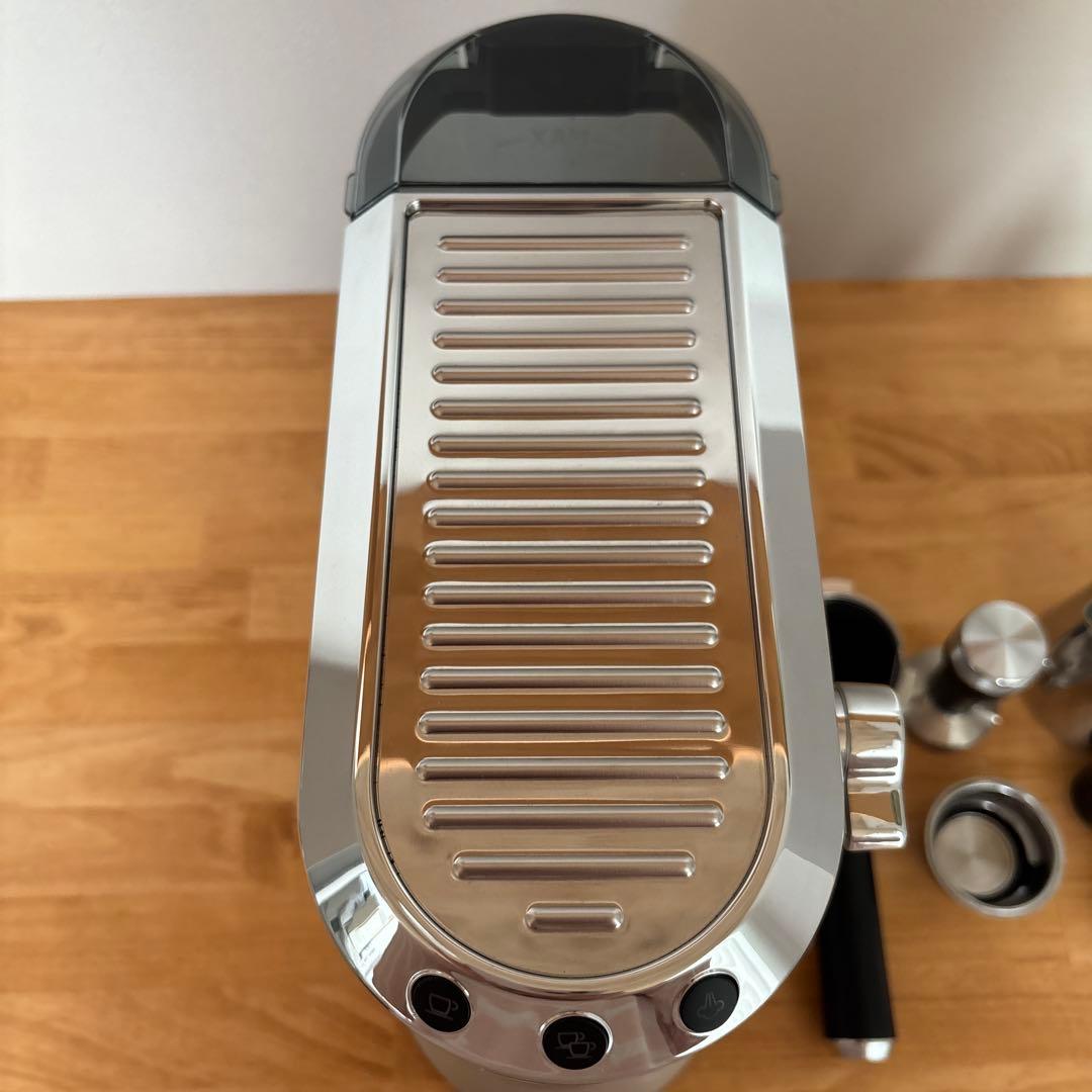 DeLonghi デディカ アルテ EC885J ベージュ エスプレッソマシン