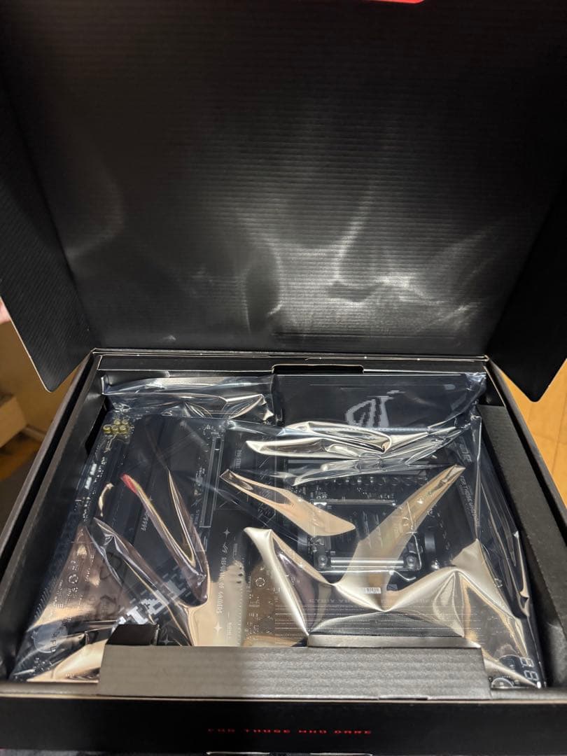 ASUS ROG Strix X870E-E WiFi ほぼ新品　納品書付き