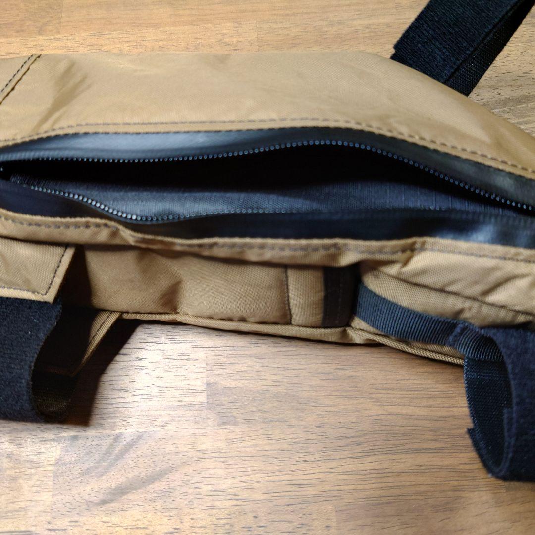アクセサリー SWIFT INDUSTRIES hold fast frame bag M