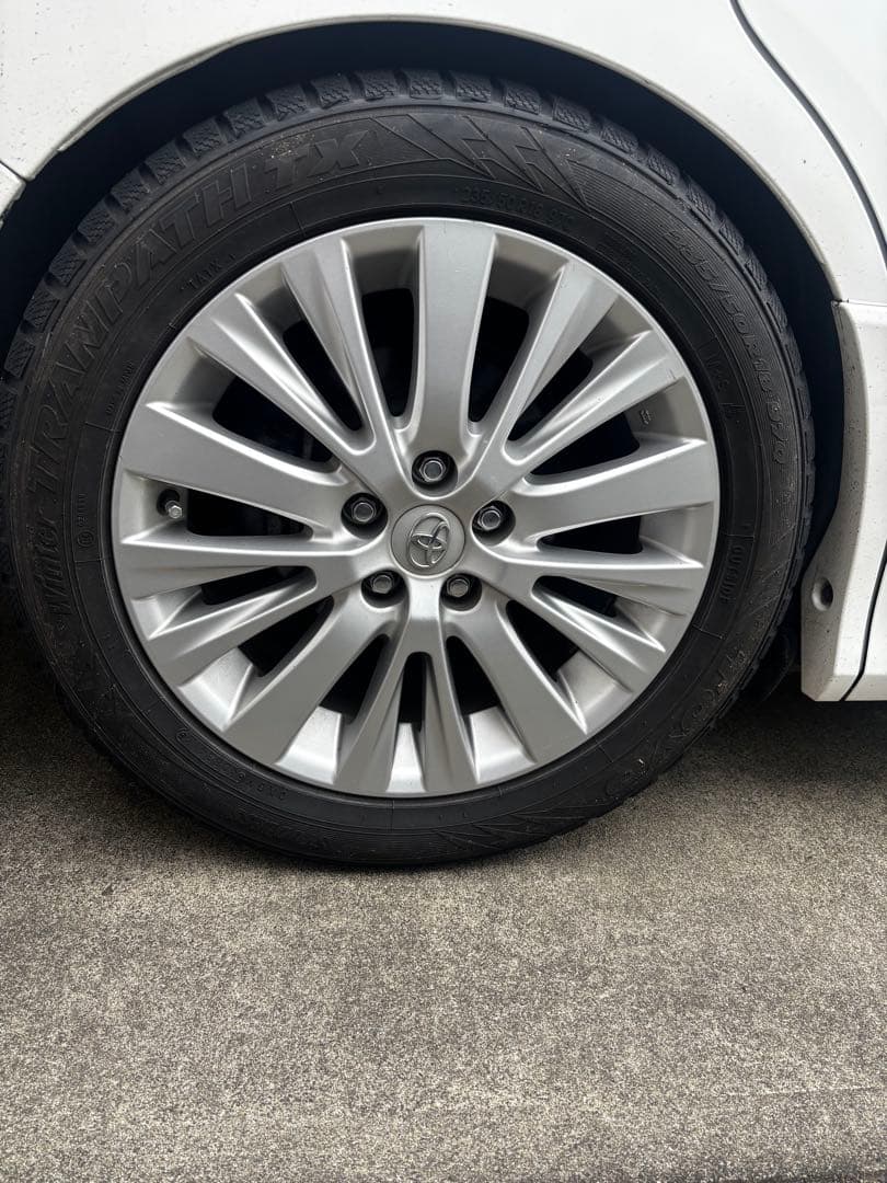 20アルファード　18インチ ホイールセット