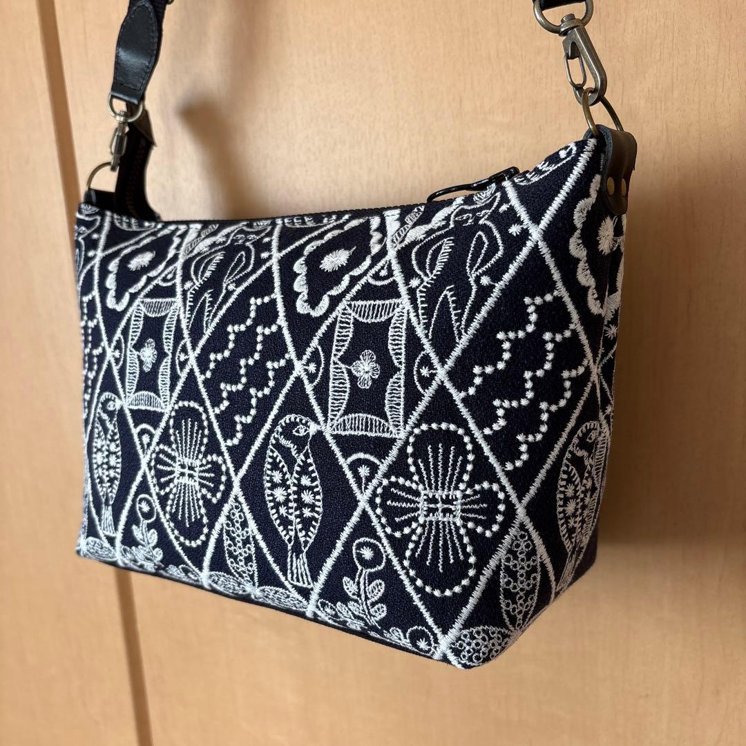 ハンドメイド　ふっくらショルダーバッグ　ミナペルホネン　シンフォニー