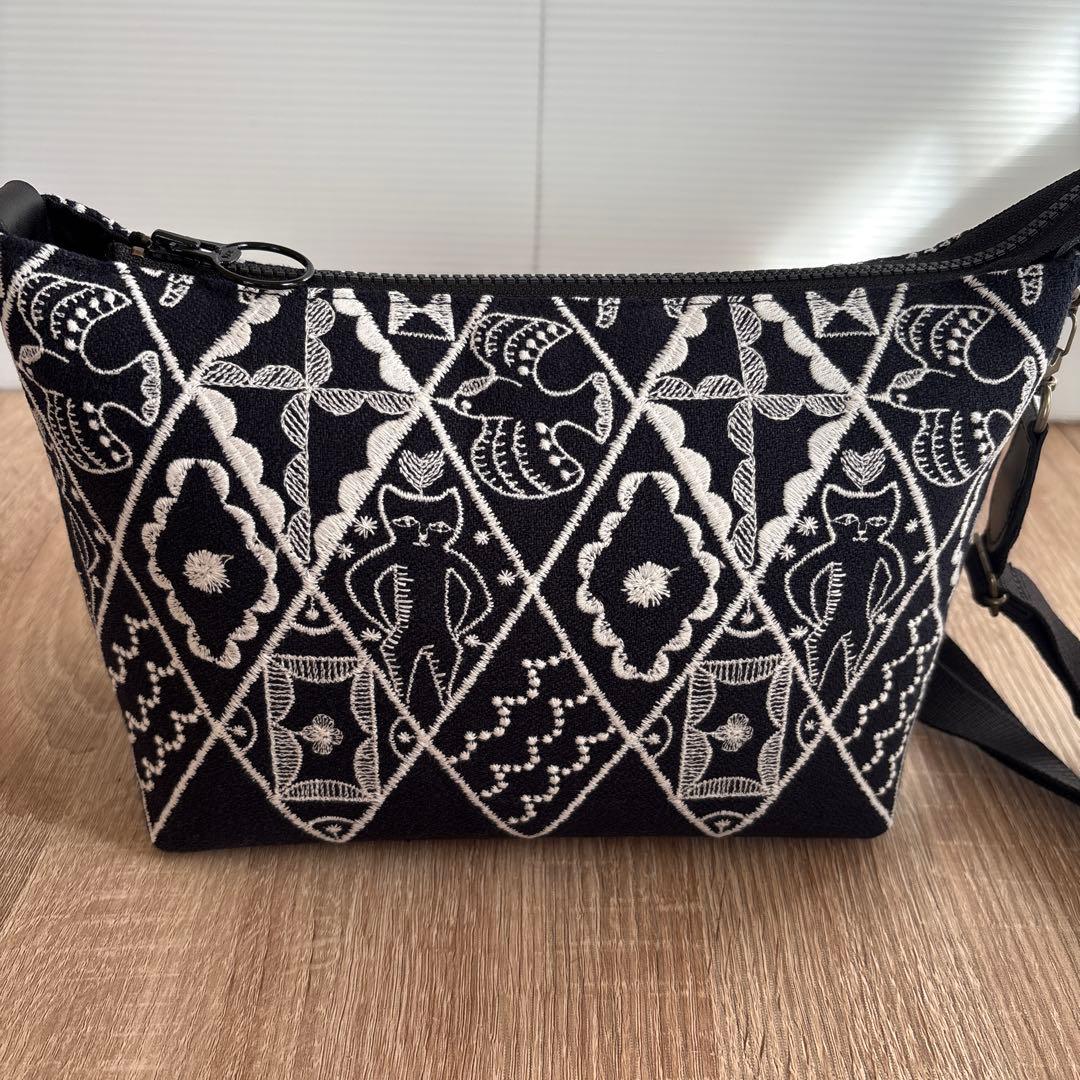 ハンドメイド　ふっくらショルダーバッグ　ミナペルホネン　シンフォニー