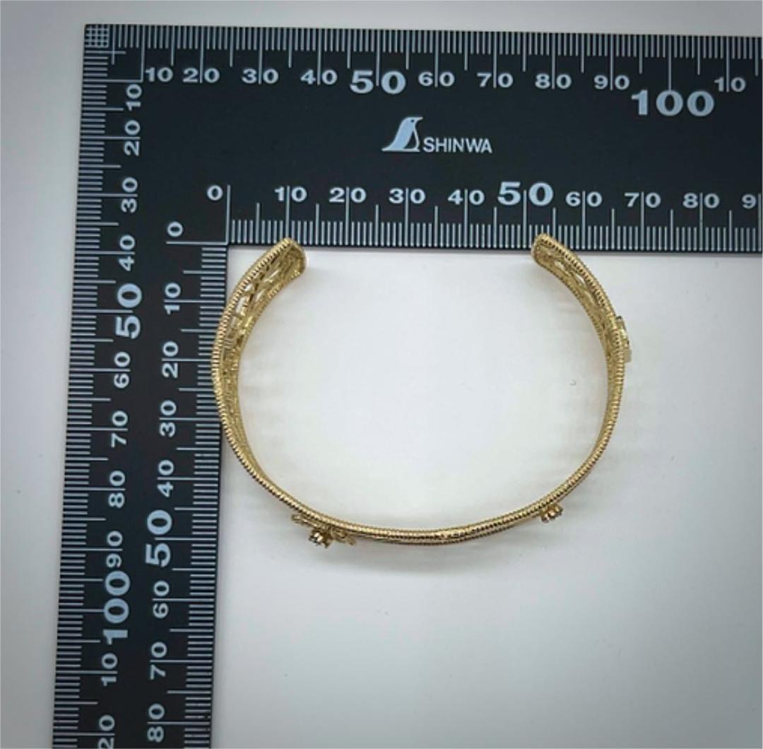 Salvatore Ferragamo(サルバトーレフェラガモ) バングル