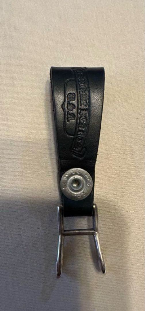 CHROME HEARTS クロムハーツ ベルトループ クロスボタン レザー