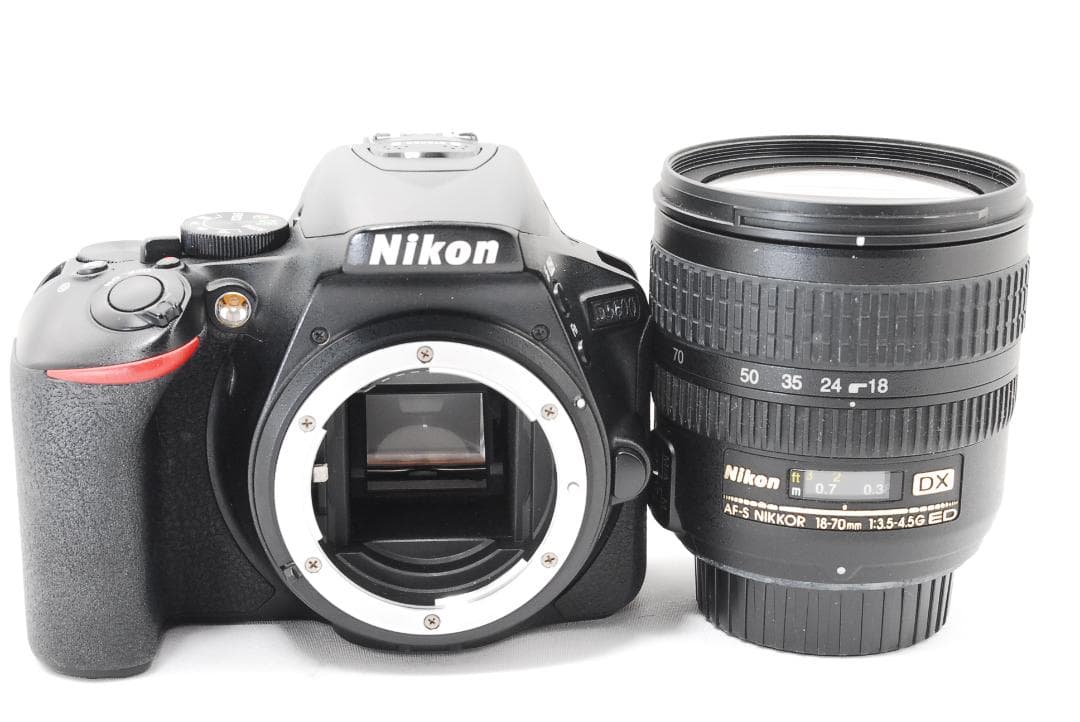 Nikon D5600 Wi-Fi機能搭載でスマホ転送！届いてすぐ使える♪