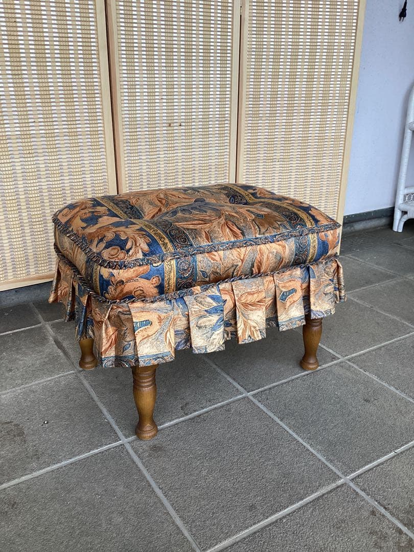 飛騨家具　キツツキマーク　穂高シリーズ　オットマン　スツール