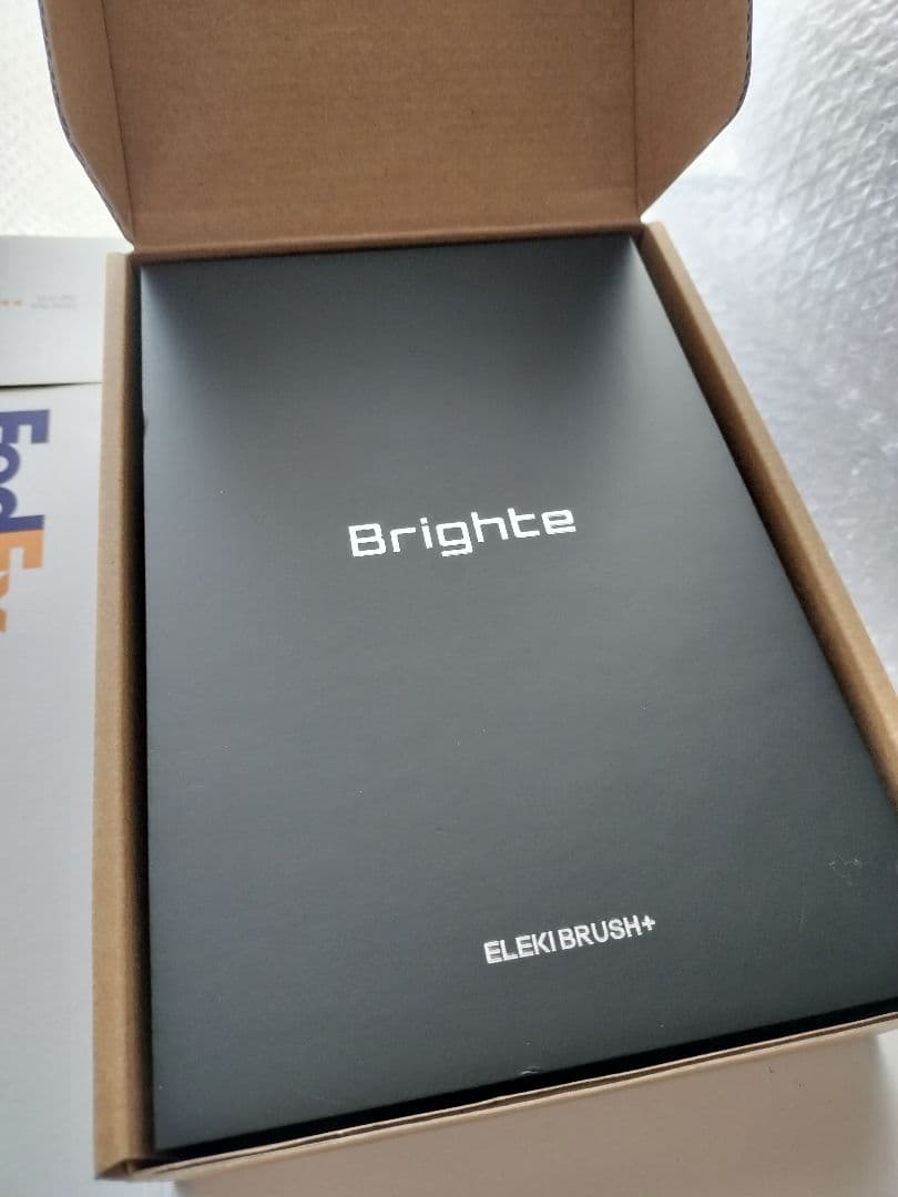 【超美品】Brighte ELEKI BRUSH+ 美顔器　エレキブラシプラス