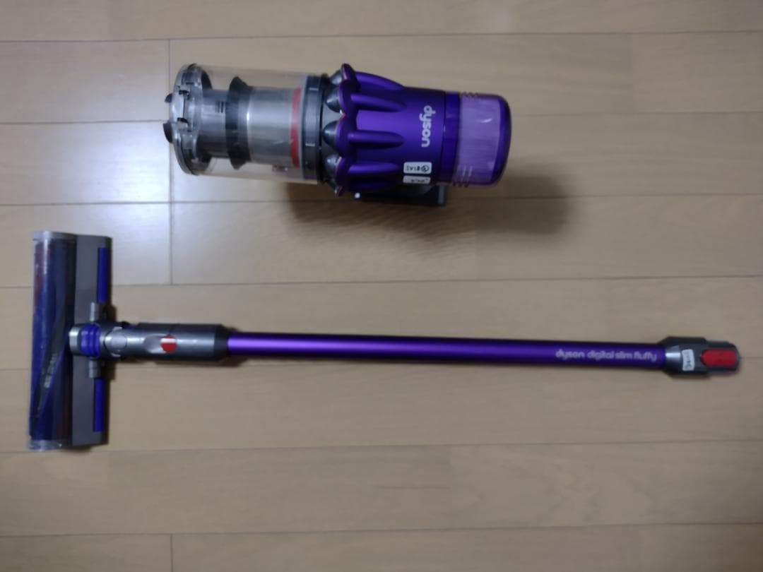 ダイソン★digital slim★SV18★バッテリ新品大差なし★スタンド付2