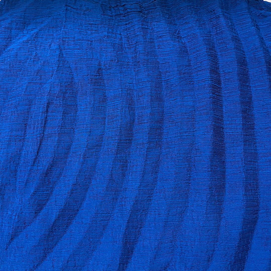 meイッセイミヤケ　シースルークレープ ノースリーブトップス　ブルー