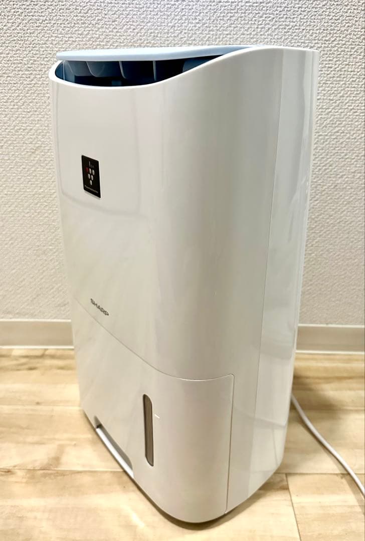 美品　SHARP シャープ プラズマクラスター衣類乾燥除湿機 CV-G71-W