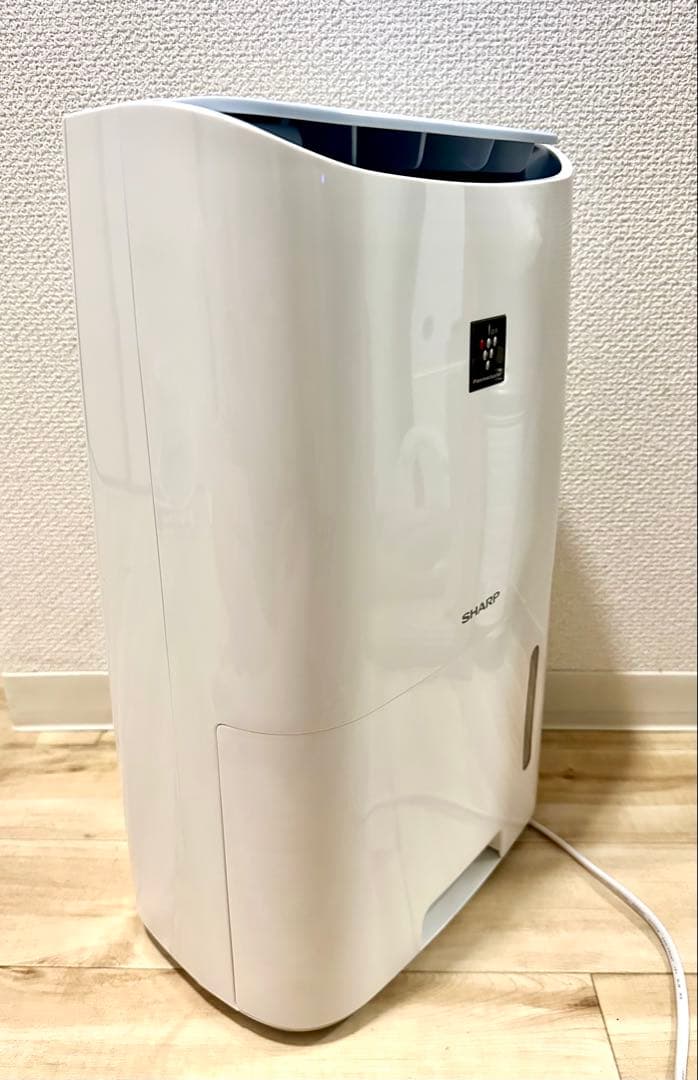 美品　SHARP シャープ プラズマクラスター衣類乾燥除湿機 CV-G71-W
