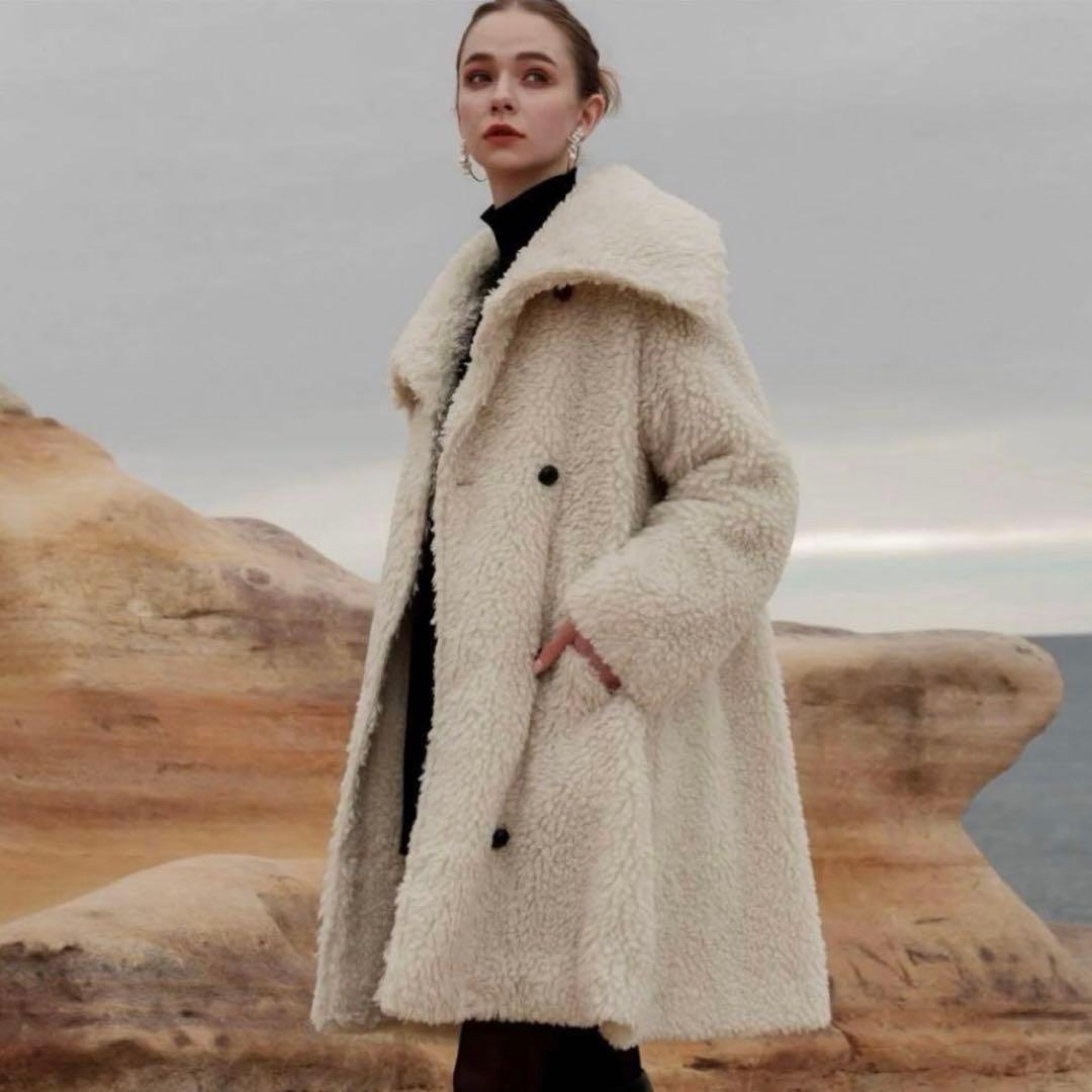 Acka. layered collar boa coat アイボリーsize1