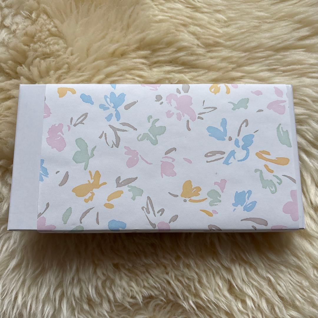 入手困難！【皇居限定長財布　新品未使用】高級本革　黒　箱付