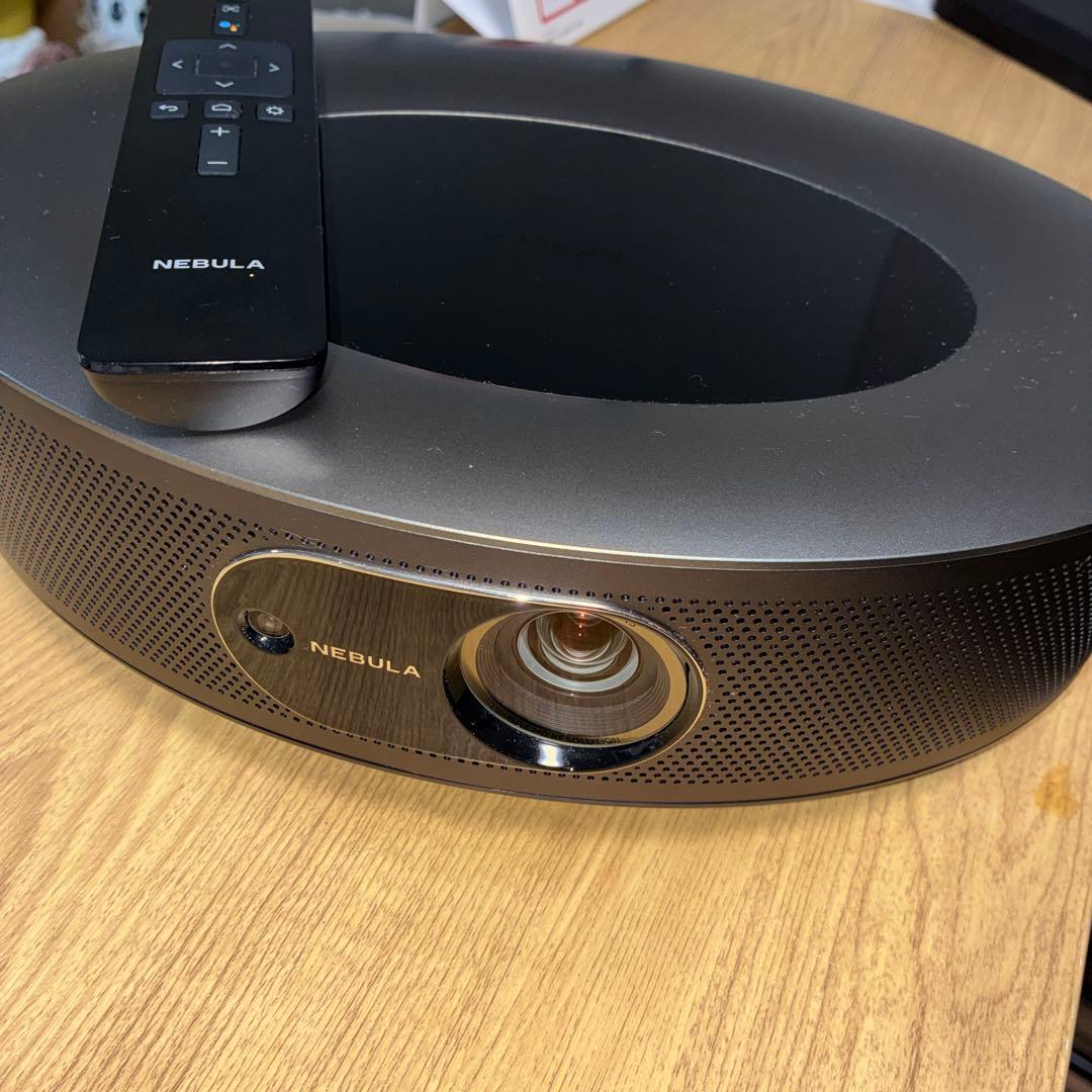 NEBULA Cosmosプロジェクター本体