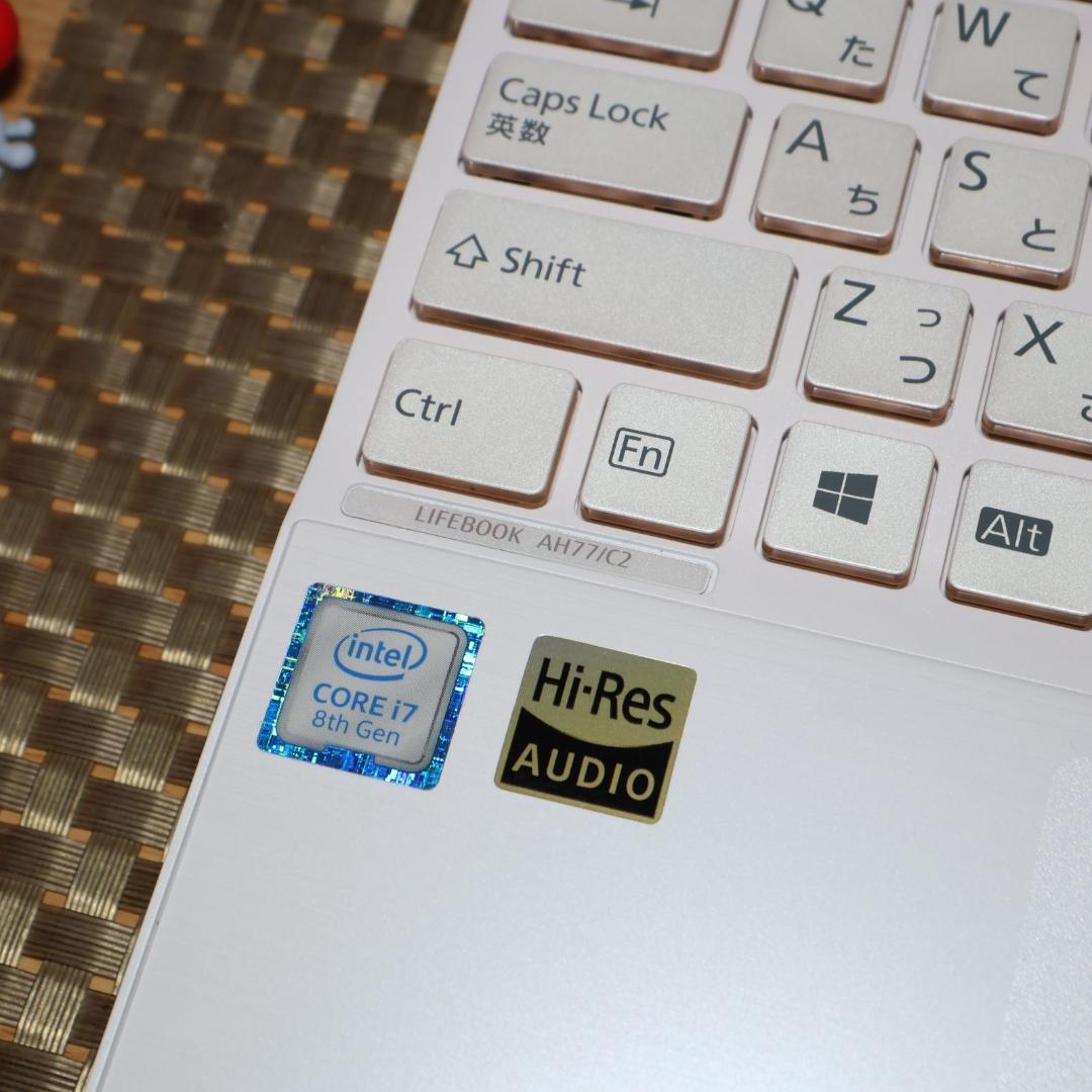 ほぼ新品Win11公式対応i7/メ16G/SSD/BD/無線/カメラ/TypeC