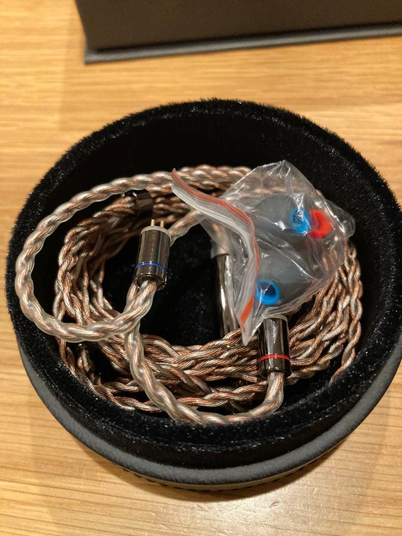 AFUL PERFORMER8 有線イヤホン