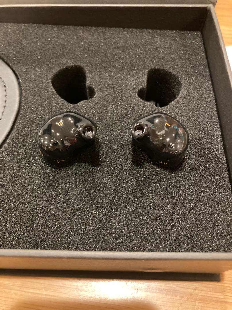 AFUL PERFORMER8 有線イヤホン