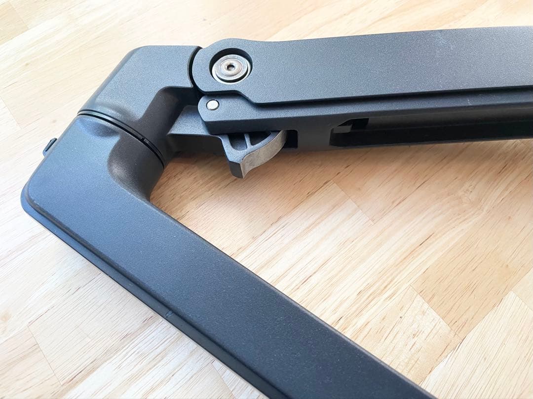 エルゴトロンLX デスクマウントアーム マットブラック