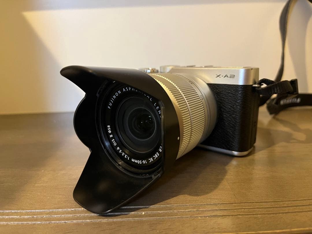 富士フイルム FUJIFILM X-A2 ミラーレス一眼
