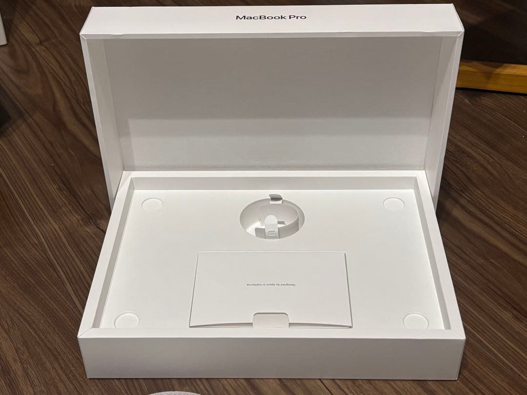 MacBook Pro M1 8G 256GB スペースグレー 本体 充電器 箱