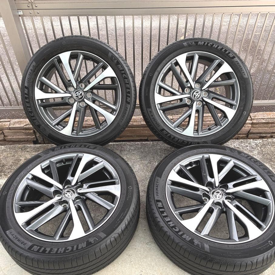 トヨタカローラクロス純正 225/50 R18 ホイールセット／ミシュランタイヤ
