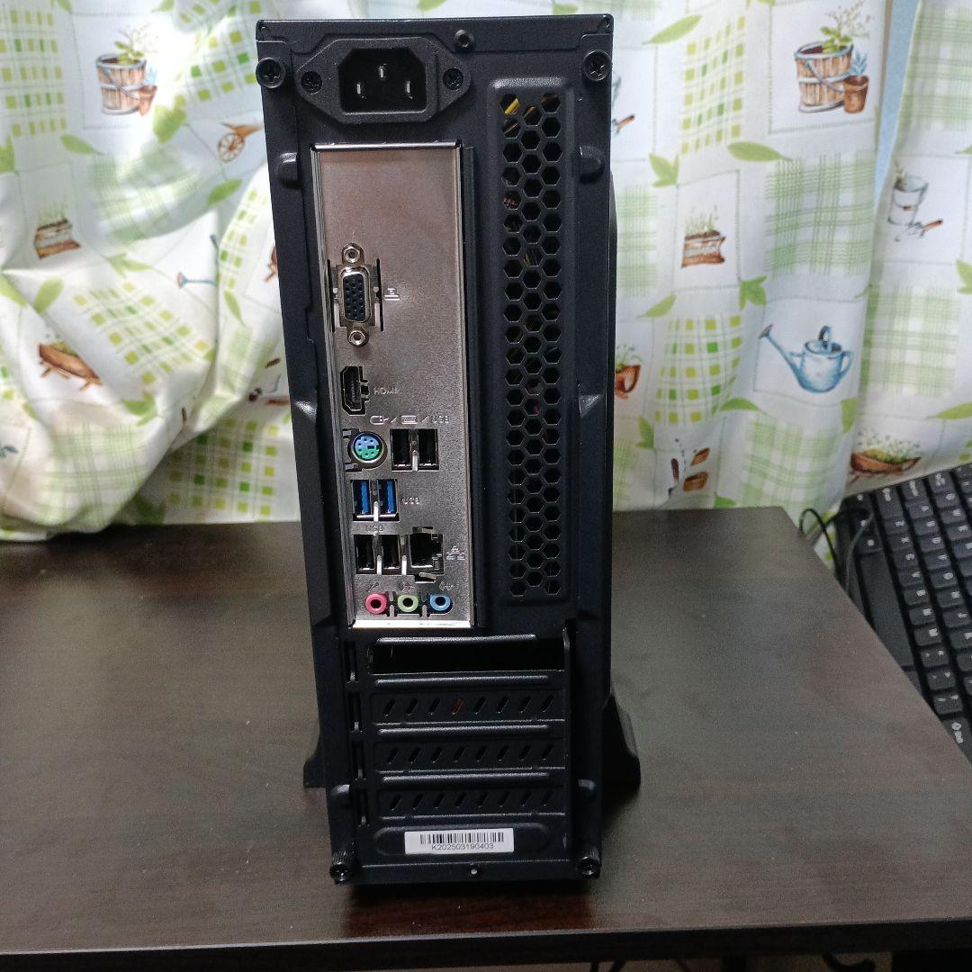 マ*】様 自作デスクトップPC ブラック スリムケースWindows11