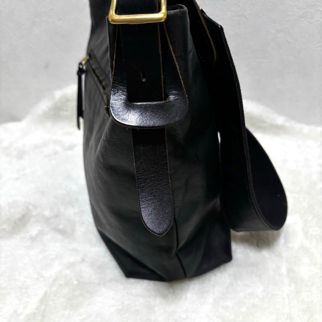 【希少】 SLOW スロウ ショルダーバッグ レザー ブラック　A4