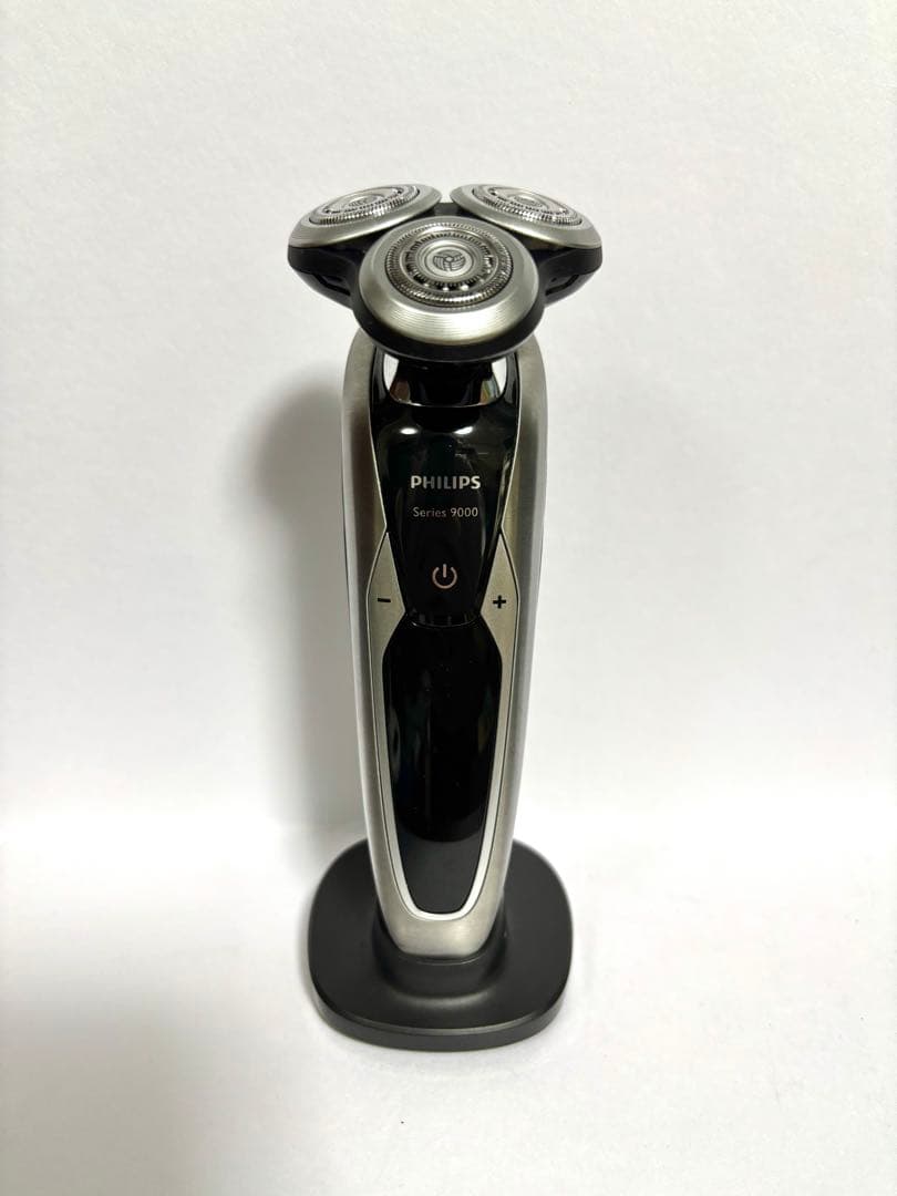 【洗浄液5個】PHILIPS Series 9000 シェーバー S9731