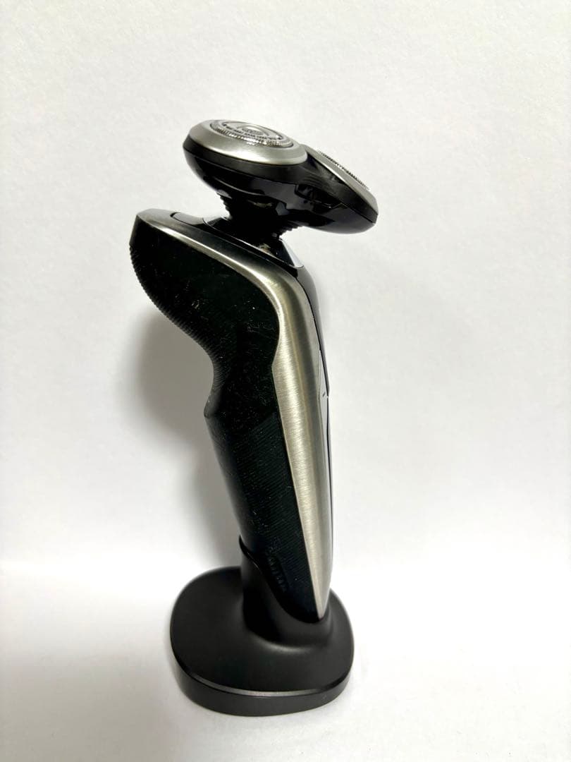 【洗浄液5個】PHILIPS Series 9000 シェーバー S9731