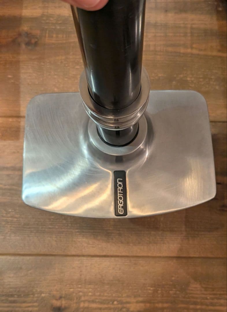 ERGOTRON LXデュアル デスク マウント アーム スタッキング③