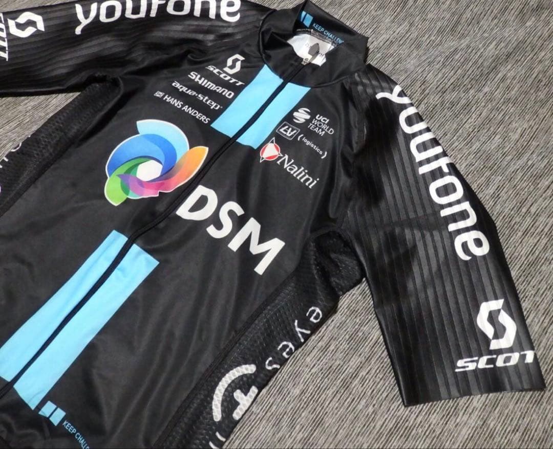 【新品・選手支給品】Team DSM サイクルジャージ Mサイズ Nalini製